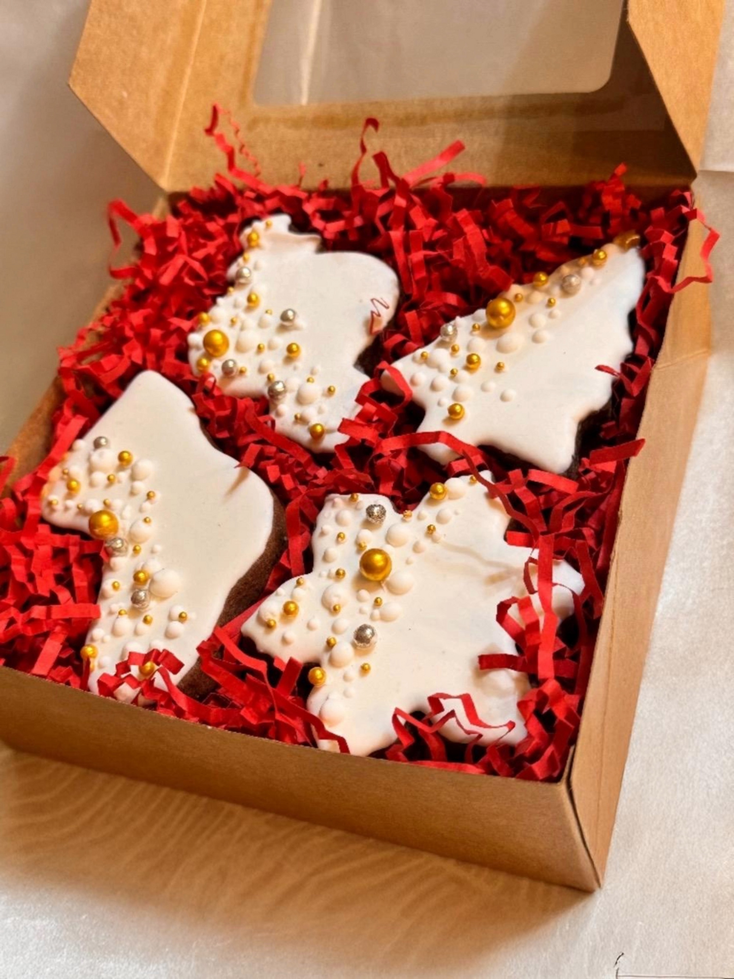 Boîte de biscuits blanc et doré